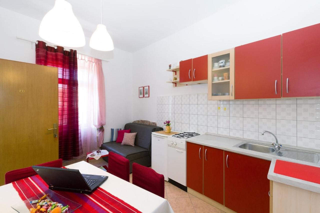 Apartment Silvia By Interhome Pula Eksteriør billede