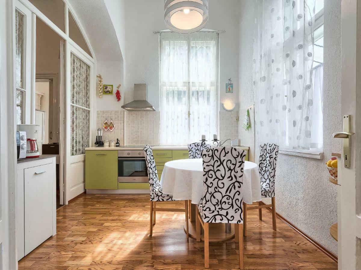 Apartment Silvia By Interhome Pula Eksteriør billede